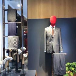 -红领RED COLLAR西装定制体验中心