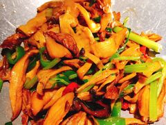 -卢大鲜鱼头捞饭(美利广场店)
