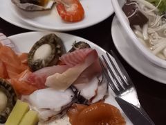 -荣誉国际酒店-云顶旋转餐厅