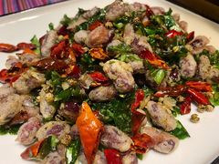 -香巴拉云南餐厅(华莱坞店)