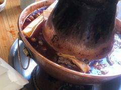 -超越炭火牛蛙火锅鸡(河东店)