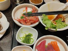 -川骄海鲜自助(王府井奥莱UP TOWN店原世界之花店)