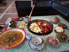 -鸿姐老火锅(疁城新天地店)