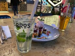 -Moka Bros 摩卡站(西单大悦城店)