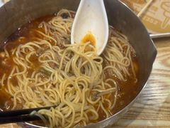 -魔都三兄弟酸辣粉·蘸卤炸串(虹桥万科店)