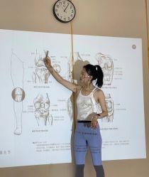 -亚太瑜伽普拉提学院