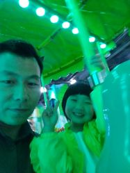 -维佳童话镇演出现场(徐东店)
