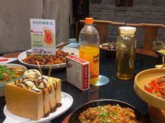 -川流不息·地道川菜·小龙虾(新松江路店)