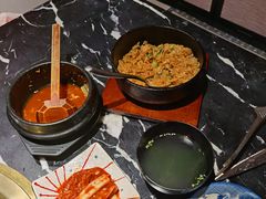 -山川小町·极番烧肉(新地假日广场店)