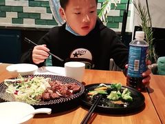 -hallch 好吃餐厅(全运村中央广场店)