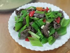 青椒牛肉-明记海鲜美食老字号(明记总店)