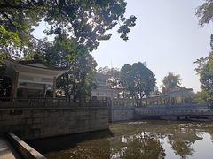 -烈士陵园(地铁站)