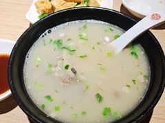 来碗羊杂汤-老班长手工灌汤包老店(东山店)