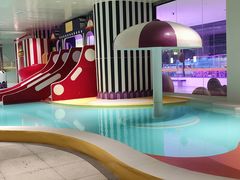 -涨巢·潮玩水疗局