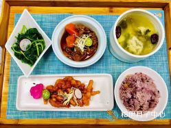 点击看大图 -和伊母婴护理中心·全套房(金山店)