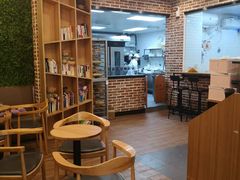 -焙丽拾光(麦凯乐直营店)