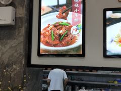 -鸿星花园酒家(银亿家园店)