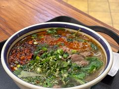 -云阿蛮云南生烫牛肉米线(奉贤路店)