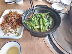 -东方之猪四更烤乳猪(金垦总店)