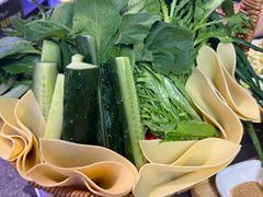 -路边边地标烧烤·川菜·小龙虾·音乐酒馆(良乡长虹店)