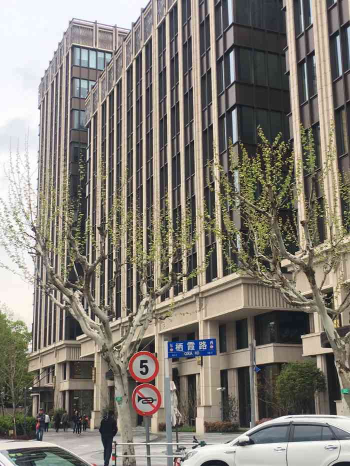 陆家嘴富汇大厦