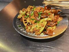 -微醺烤牛·炭火烧烤·精酿啤酒(东郊记忆店)