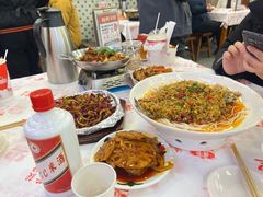 -堂瓦里·33年传统赣菜(第一街区店)