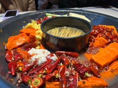 重庆味菌汤鸳鸯锅-爱你您·自家鱼塘·活水喷泉鱼火锅(八里店)