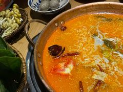 -洱火云南酸菜牛肉火锅(石景山当代商城店)