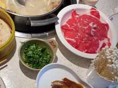-三人行骨头王火锅(长寿店)