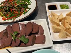 卤鹅血-潮界(虹桥新天地店)