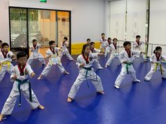 -金载勋跆拳道场(玲东花园店)
