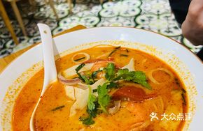 Signature Vietnamese Tom Yum Seafood Noodle Soup