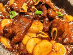 石锅年糕牛仔骨-王记姚家味·地道苏帮菜(凤凰街店)