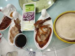 -大鸭梨烤鸭店(金顶街店)