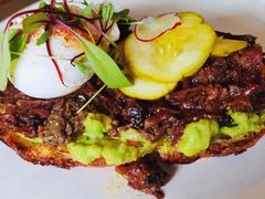 慢煮牛肉温泉蛋吐司-O'mills Sourdough Bakery&Bistro(永嘉路店)