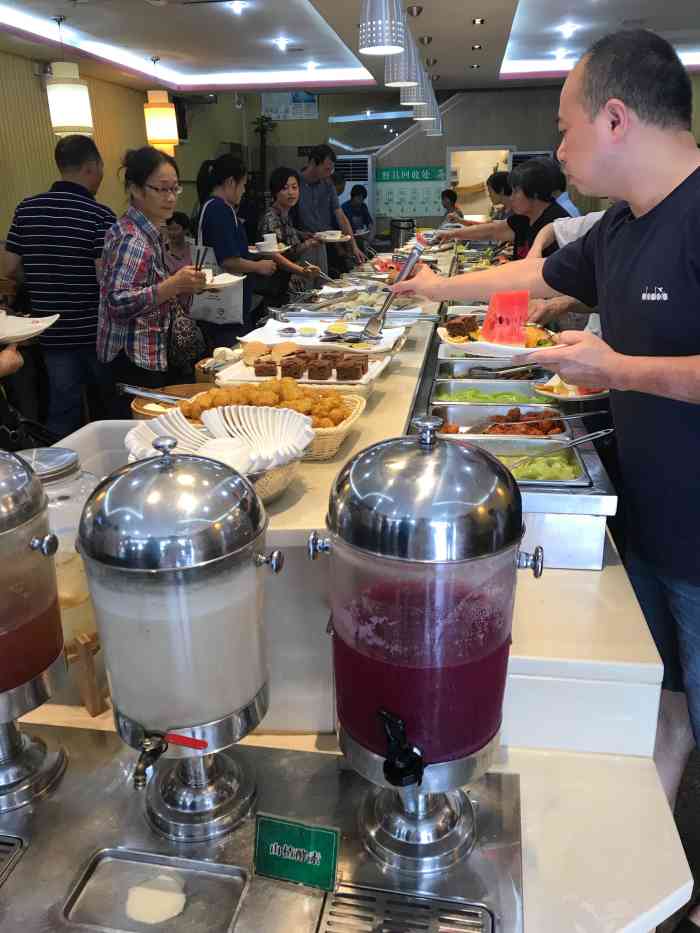 想來已久感謝霸王餐給我的這個機會生意非常好是很多大爺五點去的就排