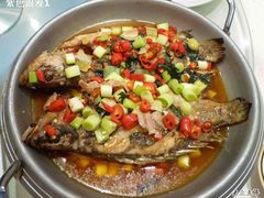 干锅臭鲑鱼-红色盛宴酒楼(科丰桥店)