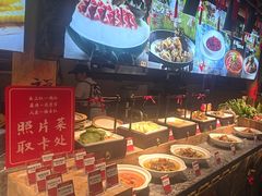 -头上红煨盐鸡·非遗院子餐厅