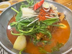 -喇喇排骨火锅·传统韩式脊骨汤(望京西园总店)
