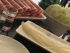 -楼外楼大刀肉传统火锅居(幸福街店)