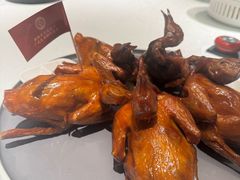 非遗红烧乳鸽-侨美食家·41年地道粤菜(恒福路店)
