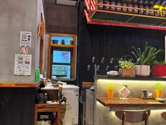 -8PINTS八品脱·日料·烧鸟·精酿小酒馆(莘庄店)