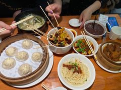 -诚铭记·虾仁汤包·成都小吃(融创店)
