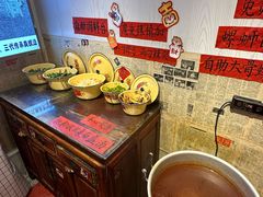 -柳州肥姨妈大骨螺蛳粉(东靖路店)