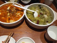 -渝是乎酸菜鱼(龙旗购物中心店)