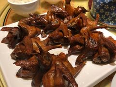 招牌烤乳鸽-石岐佬中山菜馆(张溪店)