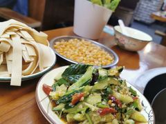 拍黄瓜-曹丞相·地锅鸡·地锅鱼(武林店)