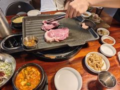 -Dombe豚(黑猪肉街店)