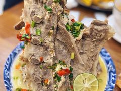 夜市网红火山排骨-曼谷食堂·泰国家庭料理(丹桂路店)